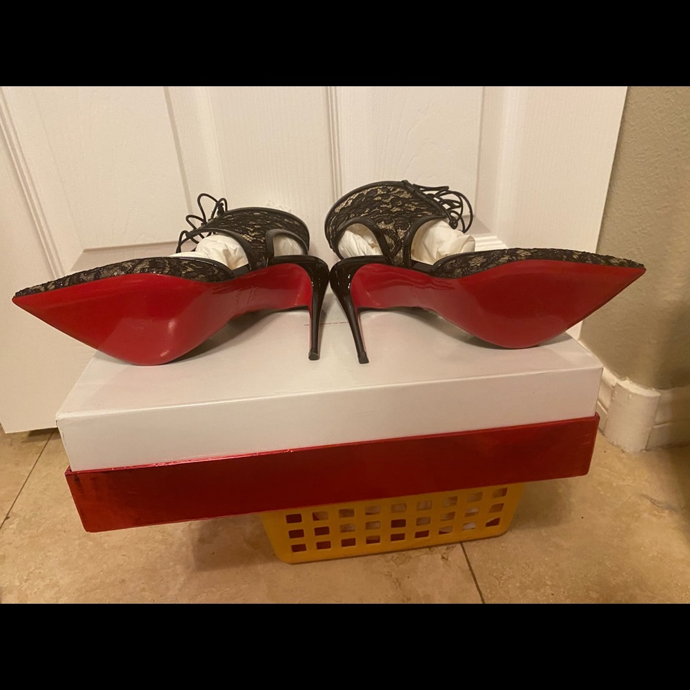 💖 NWT Louboutin sexy black lace up heels! - Picture 5 of 9